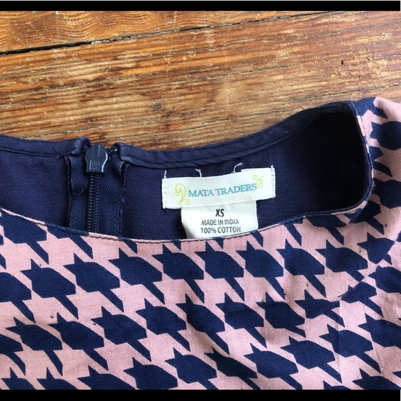 Houndstooth pattern color block dresss - Picture 7 of 8